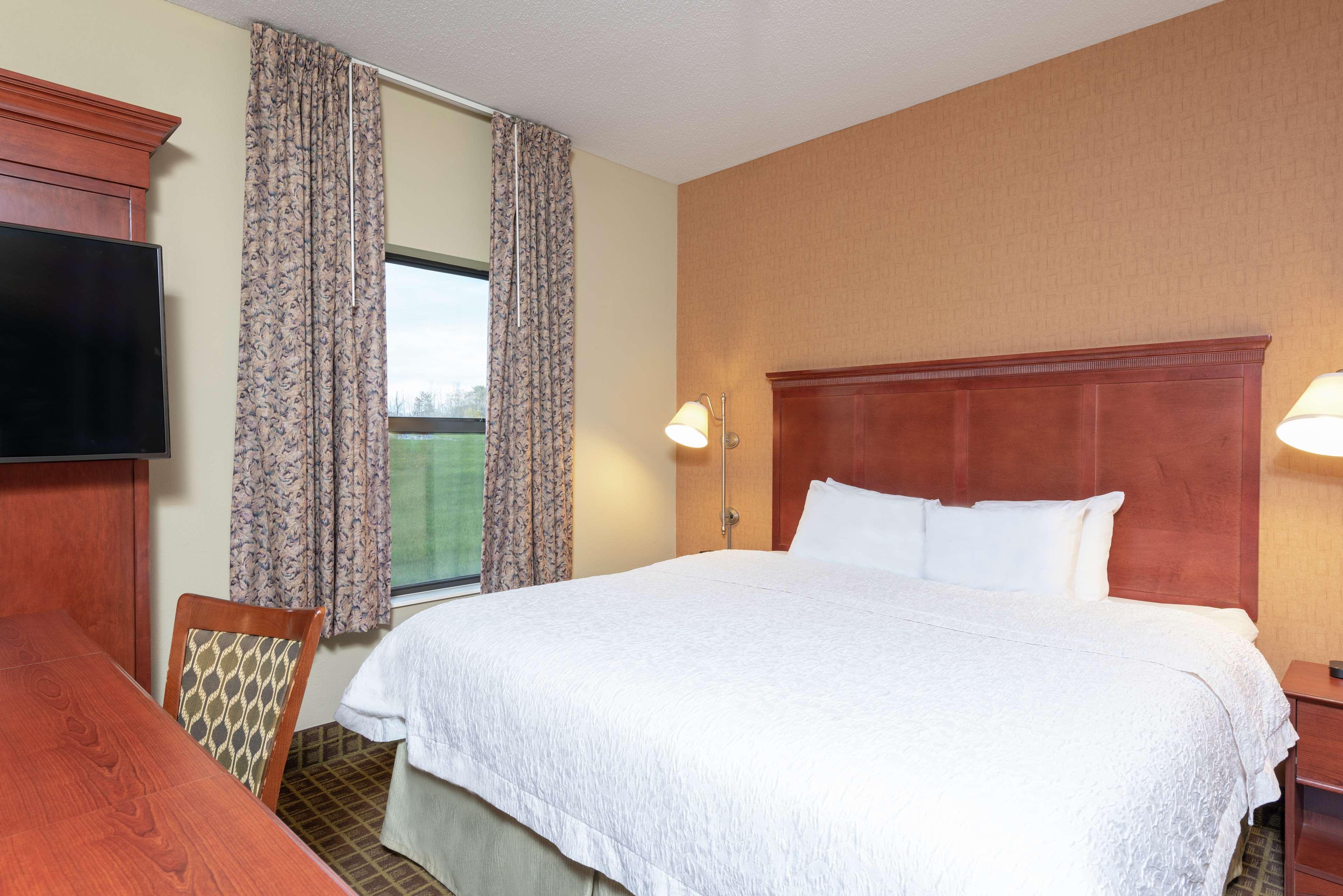 Hampton Inn & Suites Valparaiso Bagian luar foto